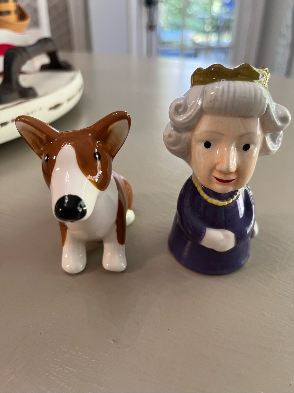 Ceramic Brown and White Corgi Dog Figurine and Queen Elizabeth Shakers